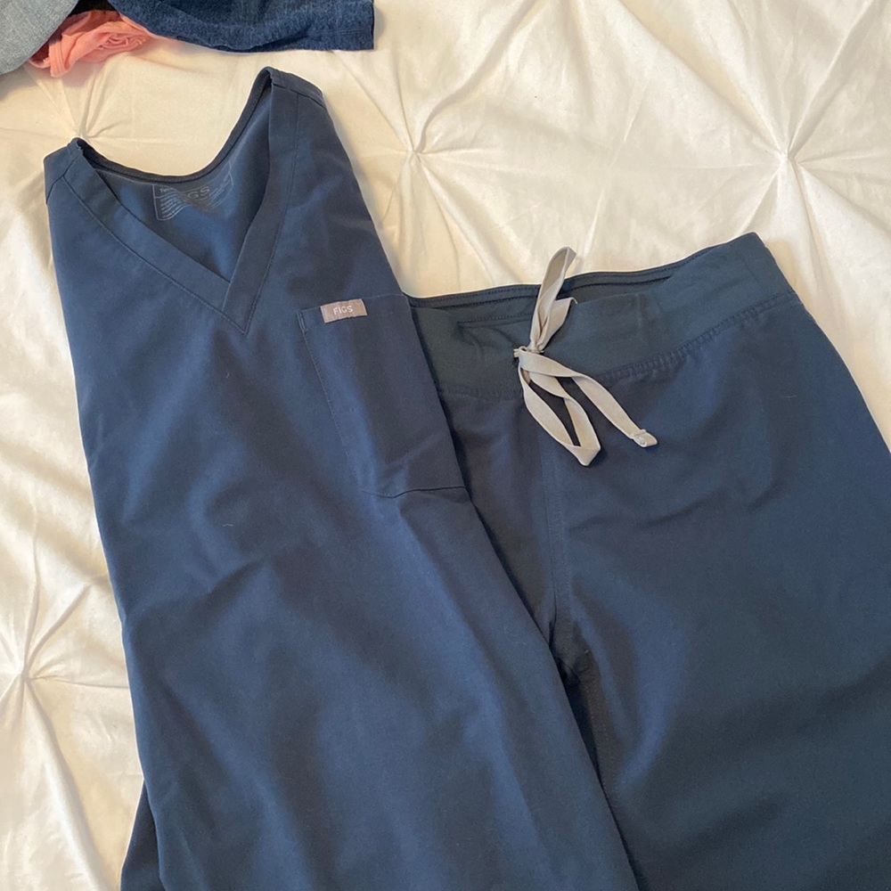 Dark harbor xs catarina and xs tall Livingston. Worn a few times.